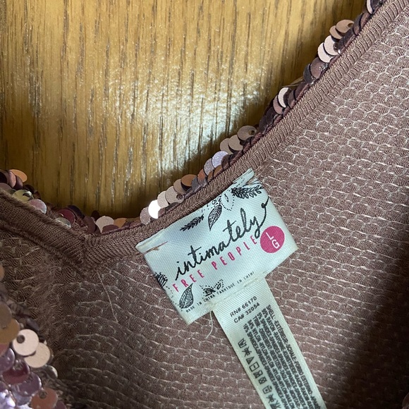 Free People Rose Gold sequin tank with lace trim - Picture 5 of 5